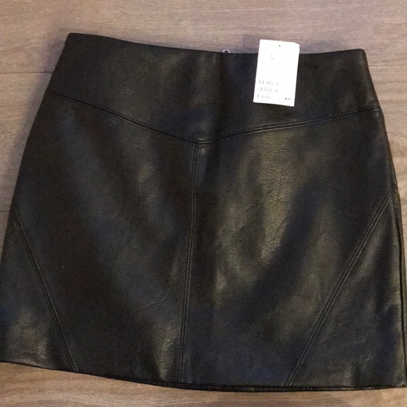 Leather skirt with tags